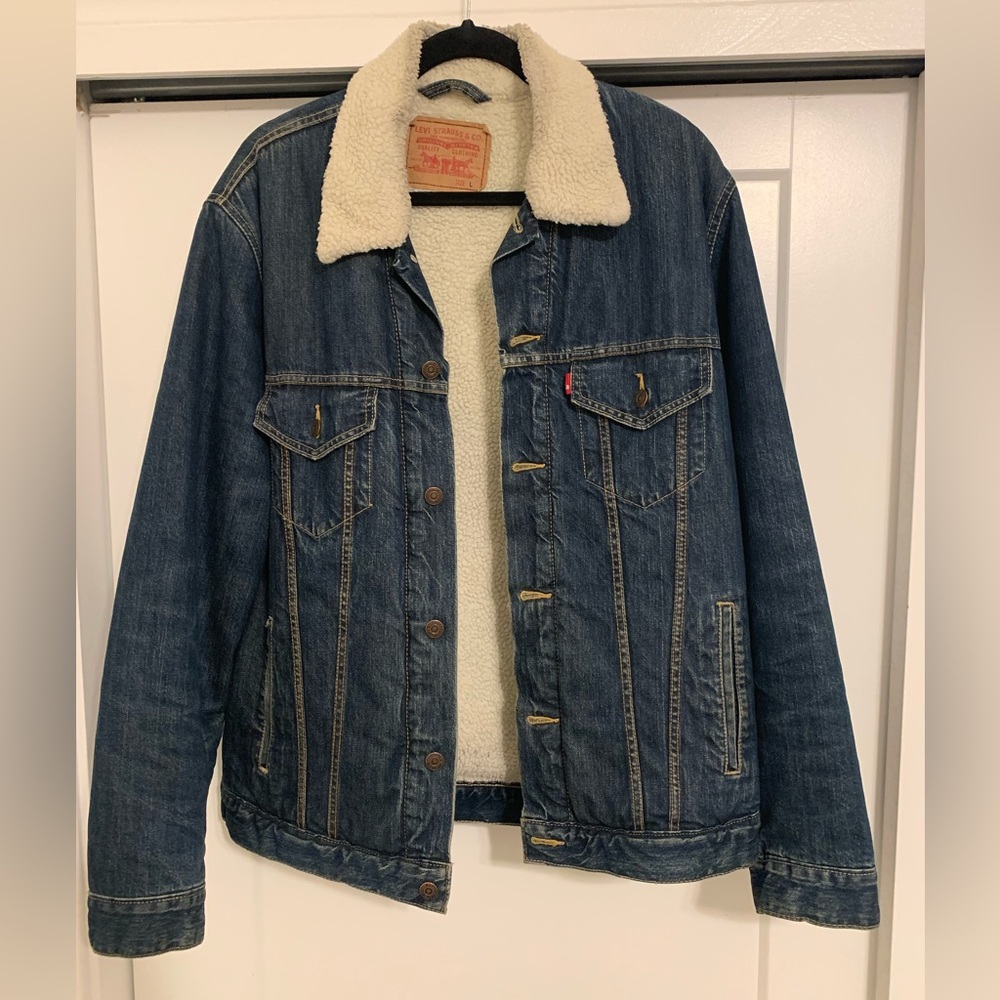 Vintage Levi’s Sherpa lined Jean Jacket